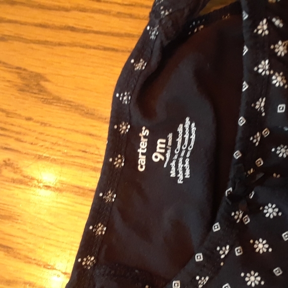 Size 9 months Carter's baby girls tank top onesie - Picture 5 of 9